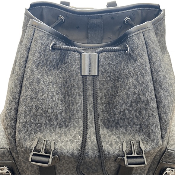 Michael Kors Cooper Logo Mens Backpack - Picture 6 of 9